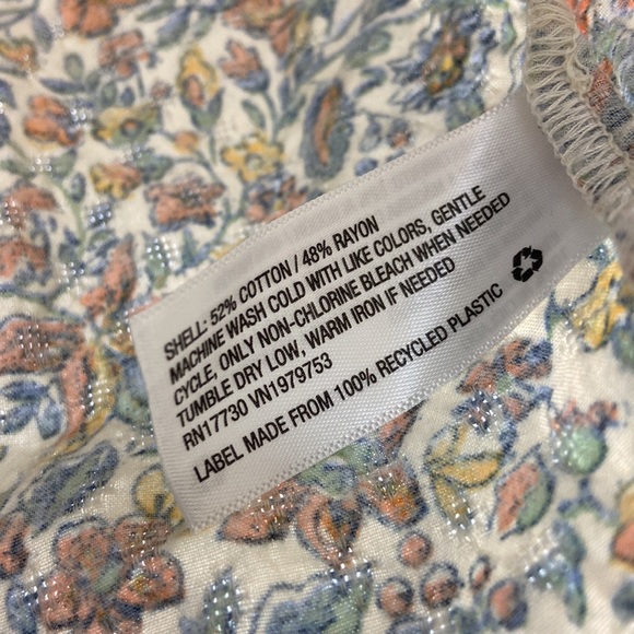 Universal Thread Floral Peasant Sleeve Blouse - Picture 9 of 9